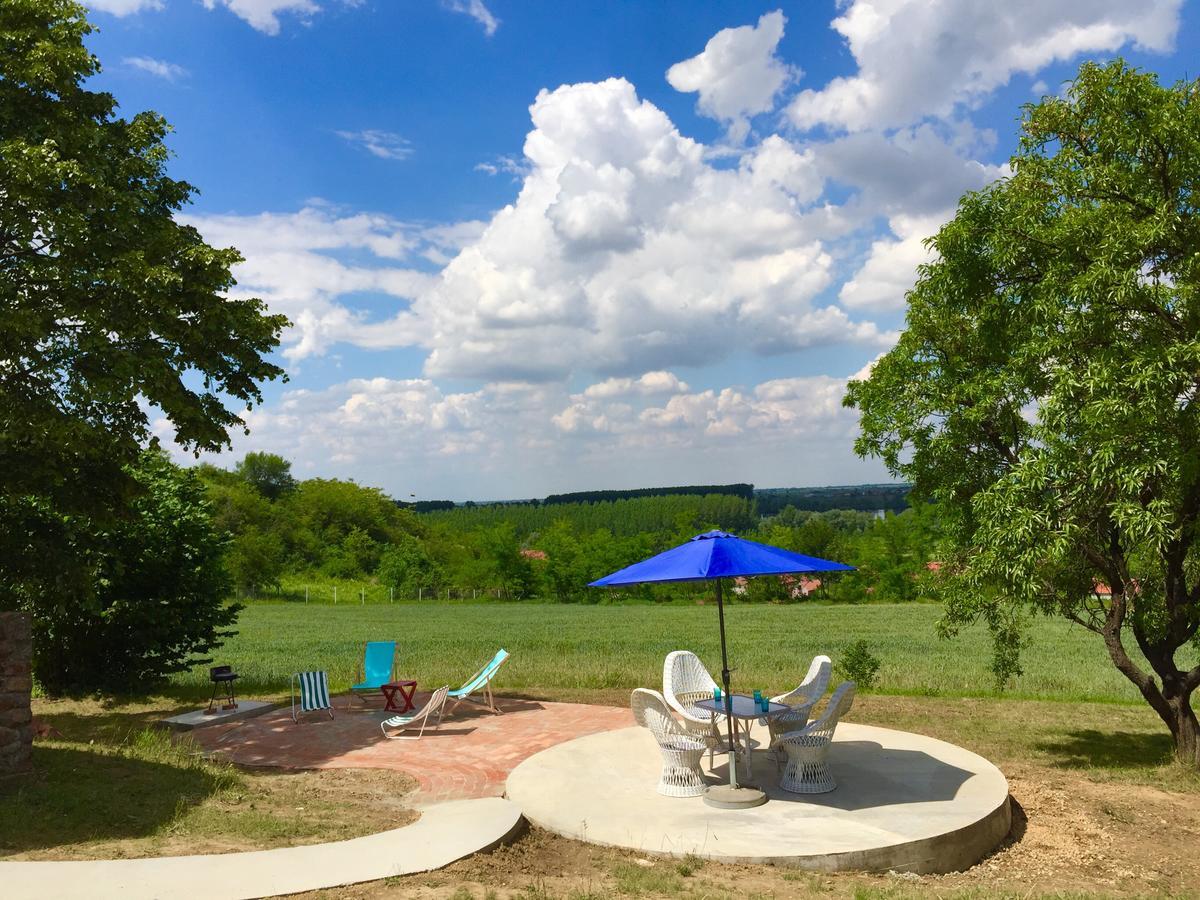 Honey Hill Apartment Fruska Gora Cerevic Εξωτερικό φωτογραφία